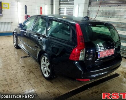 Чорний Вольво V50, об'ємом двигуна 1.6 л та пробігом 192 тис. км за 8750 $, фото 3 на Automoto.ua