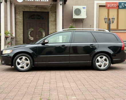 Черный Вольво В50, объемом двигателя 1.6 л и пробегом 244 тыс. км за 8850 $, фото 12 на Automoto.ua