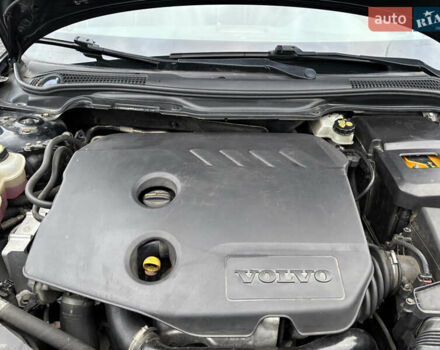 Черный Вольво В50, объемом двигателя 1.56 л и пробегом 256 тыс. км за 8300 $, фото 44 на Automoto.ua