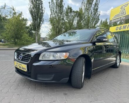 Черный Вольво В50, объемом двигателя 1.6 л и пробегом 244 тыс. км за 7900 $, фото 2 на Automoto.ua