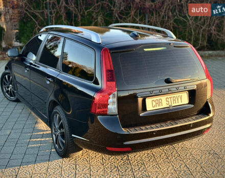 Черный Вольво В50, объемом двигателя 1.6 л и пробегом 259 тыс. км за 7800 $, фото 23 на Automoto.ua