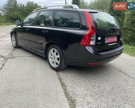 Черный Вольво В50, объемом двигателя 1.6 л и пробегом 231 тыс. км за 9350 $, фото 5 на Automoto.ua