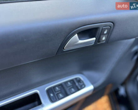 Черный Вольво В50, объемом двигателя 1.6 л и пробегом 228 тыс. км за 8999 $, фото 44 на Automoto.ua