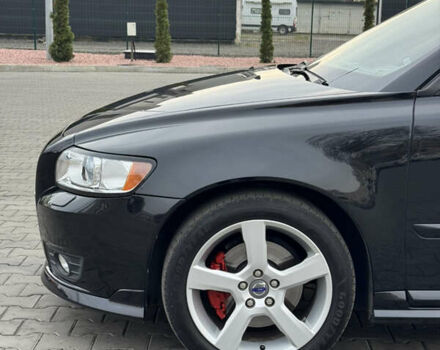 Черный Вольво В50, объемом двигателя 2 л и пробегом 167 тыс. км за 11700 $, фото 76 на Automoto.ua