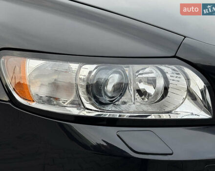 Черный Вольво В50, объемом двигателя 2 л и пробегом 167 тыс. км за 11700 $, фото 78 на Automoto.ua