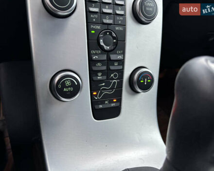 Черный Вольво В50, объемом двигателя 1.56 л и пробегом 256 тыс. км за 8300 $, фото 42 на Automoto.ua