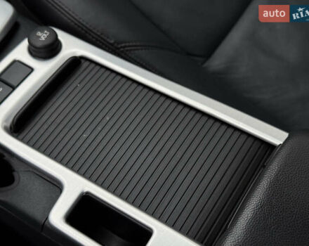 Черный Вольво В50, объемом двигателя 1.6 л и пробегом 244 тыс. км за 8850 $, фото 64 на Automoto.ua