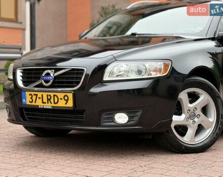 Черный Вольво В50, объемом двигателя 1.6 л и пробегом 244 тыс. км за 8850 $, фото 14 на Automoto.ua
