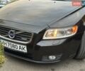 Черный Вольво В50, объемом двигателя 1.56 л и пробегом 276 тыс. км за 8800 $, фото 1 на Automoto.ua