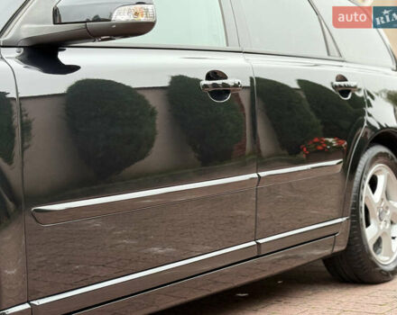 Черный Вольво В50, объемом двигателя 1.6 л и пробегом 244 тыс. км за 8850 $, фото 33 на Automoto.ua