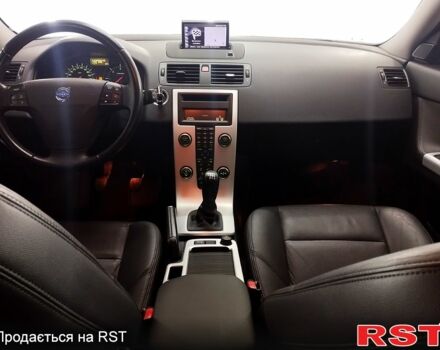 Чорний Вольво V50, об'ємом двигуна 1.6 л та пробігом 192 тис. км за 8750 $, фото 4 на Automoto.ua