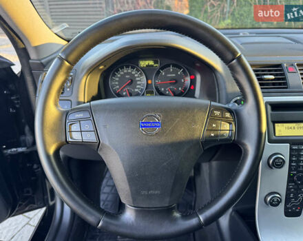 Черный Вольво В50, объемом двигателя 1.6 л и пробегом 259 тыс. км за 7800 $, фото 49 на Automoto.ua