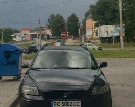 Чорний Вольво V50, об'ємом двигуна 2 л та пробігом 295 тис. км за 4450 $, фото 1 на Automoto.ua