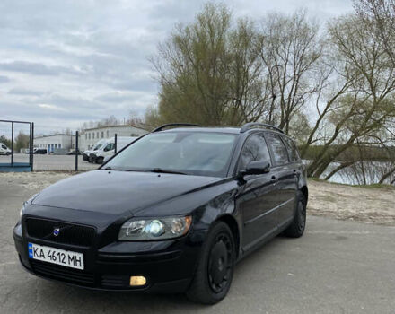 Чорний Вольво V50, об'ємом двигуна 2 л та пробігом 285 тис. км за 5800 $, фото 1 на Automoto.ua