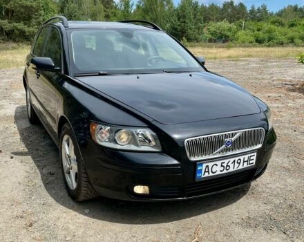 Чорний Вольво V50, об'ємом двигуна 2 л та пробігом 300 тис. км за 5000 $, фото 1 на Automoto.ua