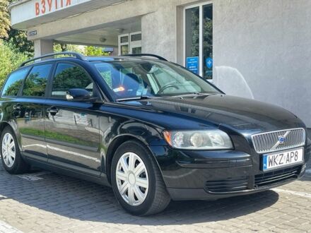 Вольво В50 2005 в Ровно на Automoto.ua Черный Вольво В50, объемом двигателя 0 л и пробегом 300 тыс. км за 2850 $, фото 1 на Automoto.ua