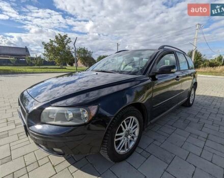 Чорний Вольво V50, об'ємом двигуна 1.6 л та пробігом 305 тис. км за 2750 $, фото 1 на Automoto.ua