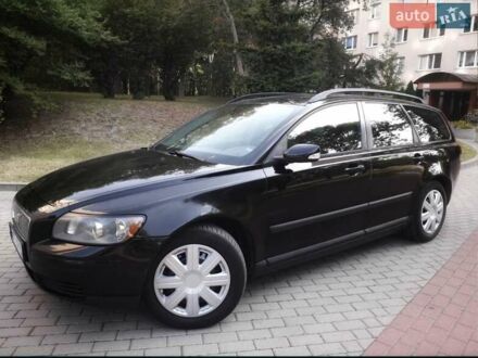 Чорний Вольво V50, об'ємом двигуна 2 л та пробігом 300 тис. км за 3350 $, фото 1 на Automoto.ua
