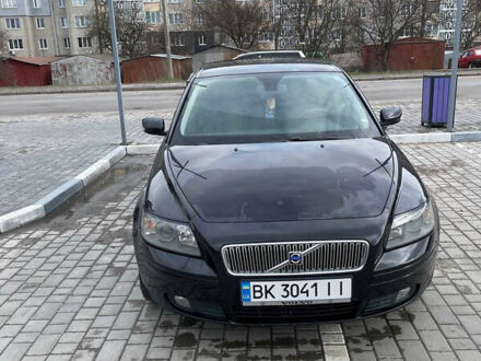 Вольво V50 2005 у Рівному на Automoto.ua Чорний Вольво V50, об'ємом двигуна 1.8 л та пробігом 245 тис. км за 5100 $, фото 1 на Automoto.ua