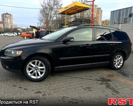 Черный Вольво В50, объемом двигателя 1.6 л и пробегом 274 тыс. км за 5500 $, фото 1 на Automoto.ua