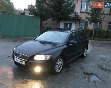 Черный Вольво В50, объемом двигателя 2 л и пробегом 275 тыс. км за 3350 $, фото 1 на Automoto.ua