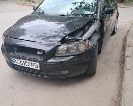 Чорний Вольво V50, об'ємом двигуна 1.56 л та пробігом 360 тис. км за 3000 $, фото 1 на Automoto.ua