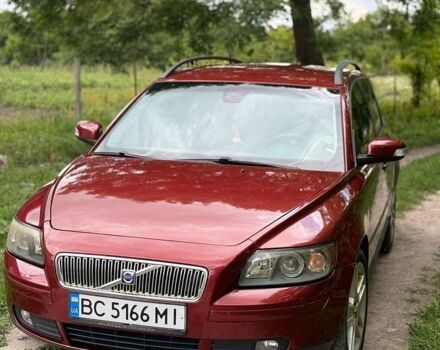 Чорний Вольво V50, об'ємом двигуна 1.6 л та пробігом 345 тис. км за 5100 $, фото 1 на Automoto.ua