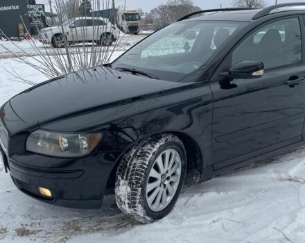 Черный Вольво В50, объемом двигателя 2 л и пробегом 280 тыс. км за 2650 $, фото 1 на Automoto.ua