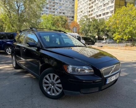Чорний Вольво V50, об'ємом двигуна 2 л та пробігом 255 тис. км за 3391 $, фото 1 на Automoto.ua