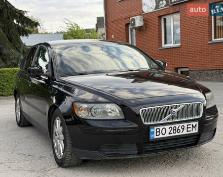 Черный Вольво В50, объемом двигателя 2 л и пробегом 285 тыс. км за 4999 $, фото 1 на Automoto.ua