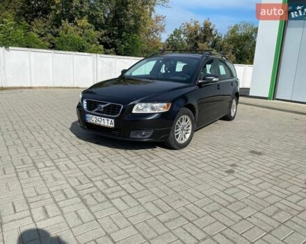 Черный Вольво В50, объемом двигателя 1.56 л и пробегом 193 тыс. км за 6300 $, фото 1 на Automoto.ua