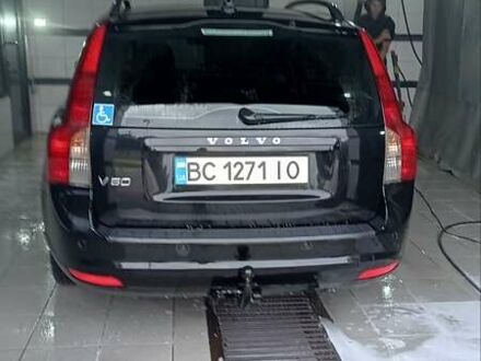 Вольво V50 2007 у Львові на Automoto.ua Чорний Вольво V50, об'ємом двигуна 1.56 л та пробігом 302 тис. км за 6500 $, фото 1 на Automoto.ua