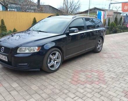 Черный Вольво В50, объемом двигателя 1.56 л и пробегом 340 тыс. км за 5700 $, фото 1 на Automoto.ua