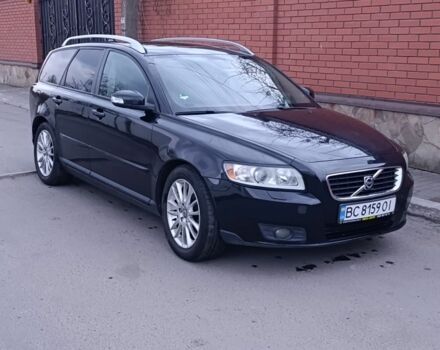 Черный Вольво В50, объемом двигателя 2 л и пробегом 230 тыс. км за 6500 $, фото 1 на Automoto.ua