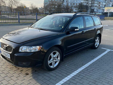 Вольво V50 2007 у Львові на Automoto.ua Чорний Вольво V50, об'ємом двигуна 2 л та пробігом 290 тис. км за 7000 $, фото 1 на Automoto.ua