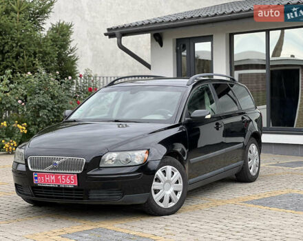 Черный Вольво В50, объемом двигателя 1.8 л и пробегом 255 тыс. км за 4690 $, фото 1 на Automoto.ua