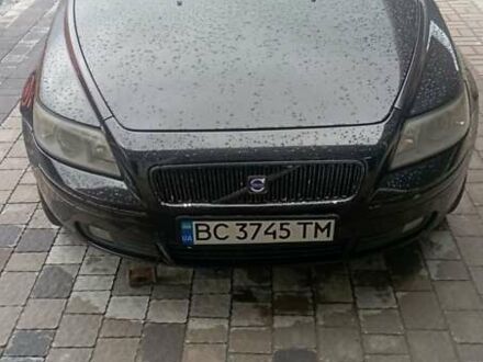 Вольво В50 2007 в Сколе на Automoto.ua Черный Вольво В50, объемом двигателя 1.56 л и пробегом 310 тыс. км за 7000 $, фото 1 на Automoto.ua