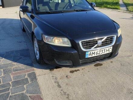 Чорний Вольво V50, об'ємом двигуна 2 л та пробігом 277 тис. км за 5379 $, фото 1 на Automoto.ua