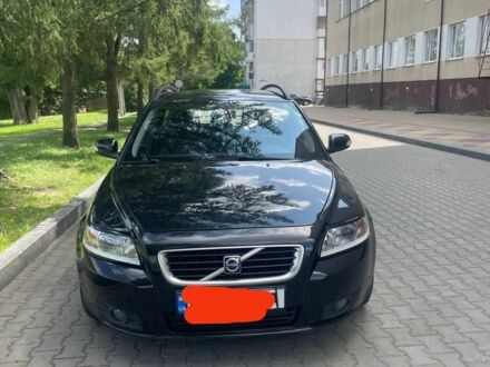 Вольво В50 2008 в Житомире на Automoto.ua Черный Вольво В50, объемом двигателя 1.6 л и пробегом 220 тыс. км за 6500 $, фото 1 на Automoto.ua