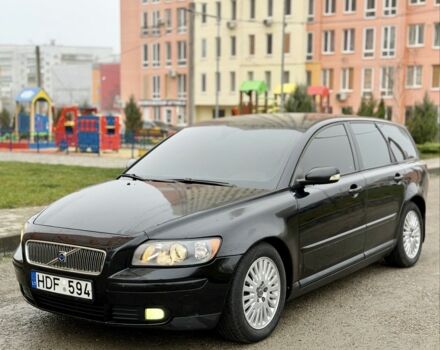 Черный Вольво В50, объемом двигателя 0 л и пробегом 250 тыс. км за 3000 $, фото 1 на Automoto.ua