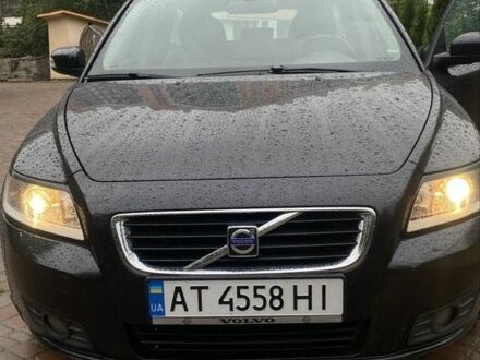 Вольво V50 2008 у Чернівцях на Automoto.ua Чорний Вольво V50, об'ємом двигуна 1.6 л та пробігом 298 тис. км за 5200 $, фото 1 на Automoto.ua