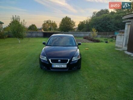 Черный Вольво В50, объемом двигателя 1.56 л и пробегом 231 тыс. км за 5500 $, фото 1 на Automoto.ua