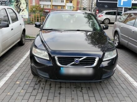 Вольво В50 2008 в Ровно на Automoto.ua Черный Вольво В50, объемом двигателя 1.6 л и пробегом 230 тыс. км за 6300 $, фото 1 на Automoto.ua