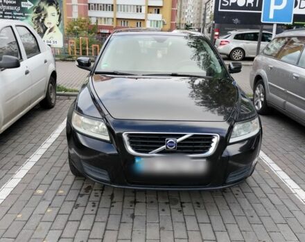 Черный Вольво В50, объемом двигателя 1.6 л и пробегом 230 тыс. км за 6300 $, фото 1 на Automoto.ua