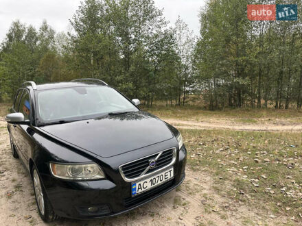 Чорний Вольво V50, об'ємом двигуна 2 л та пробігом 342 тис. км за 7000 $, фото 1 на Automoto.ua