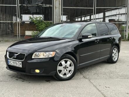 Вольво V50 2008 у Нетешине на Automoto.ua Чорний Вольво V50, об'ємом двигуна 2 л та пробігом 377 тис. км за 7300 $, фото 1 на Automoto.ua