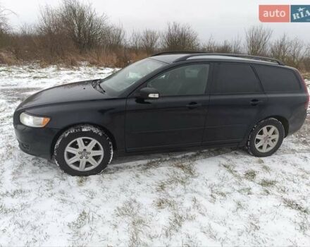 Чорний Вольво V50, об'ємом двигуна 1.6 л та пробігом 250 тис. км за 7000 $, фото 1 на Automoto.ua