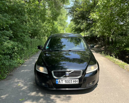 Черный Вольво В50, объемом двигателя 1.6 л и пробегом 272 тыс. км за 6400 $, фото 1 на Automoto.ua