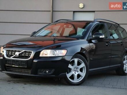 Вольво V50 2009 у Кам'янське (Дніпродзержинськ) на Automoto.ua Чорний Вольво V50, об'ємом двигуна 1.56 л та пробігом 112 тис. км за 7850 $, фото 1 на Automoto.ua