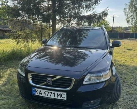 Черный Вольво В50, объемом двигателя 2 л и пробегом 275 тыс. км за 8200 $, фото 1 на Automoto.ua